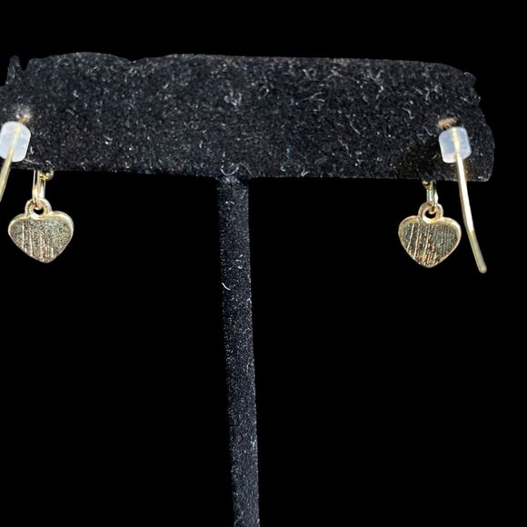 Isaac Mizrahi Gold Layered Heart Pendant Necklace/Earring Set Love Charm Dainty - Picture 3 of 10